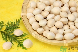 白果什么時候成熟？沒熟的白果能不能吃？