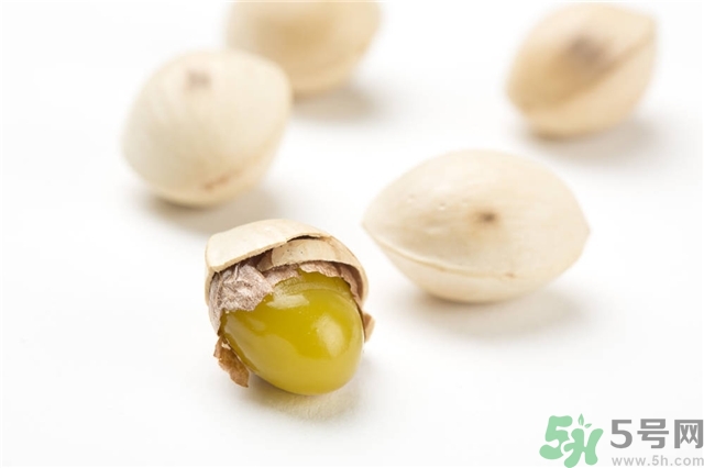 白果什么時候成熟？沒熟的白果能不能吃？