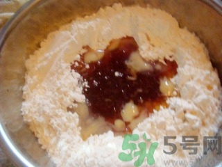 五仁月餅的做法 五仁月餅餡料的做法 五仁月餅的做法 五仁月餅餡料的做法