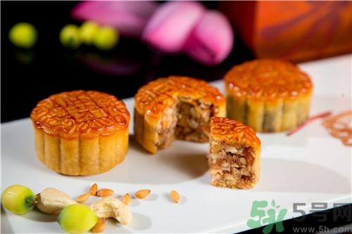 五仁月餅可以放冰箱嗎?五仁月餅怎么保存 五仁月餅可以放冰箱嗎?五仁月餅怎么保存