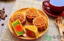 蛋黃月餅好吃嗎？蛋黃月餅?zāi)膫€(gè)牌子好吃？