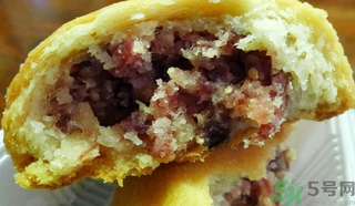 云南火腿月餅?zāi)膫€(gè)牌子好？哪個(gè)牌子的云南火腿月餅最好吃？