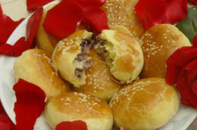 云南火腿月餅?zāi)膫€(gè)牌子好？哪個(gè)牌子的云南火腿月餅最好吃？