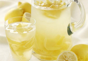 檸檬水是堿性食物嗎？檸檬水是酸性還是堿性？