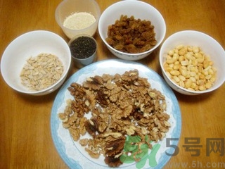 五仁月餅的做法 五仁月餅餡料的做法 五仁月餅的做法 五仁月餅餡料的做法