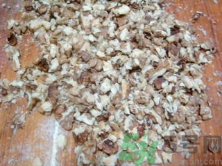 五仁月餅的做法 五仁月餅餡料的做法 五仁月餅的做法 五仁月餅餡料的做法