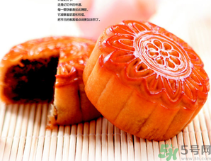 仟吉月餅好吃嗎？仟吉月餅和元祖月餅?zāi)膫€(gè)比較好？