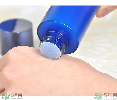 ahc水乳好用嗎？ahc水乳怎么樣？