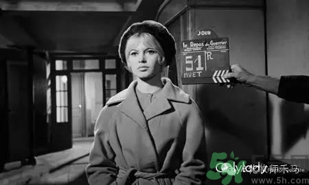 什么是空氣八字劉海？空氣八字劉海怎么剪？