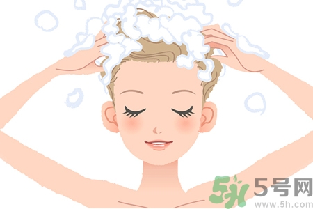 頭皮癢白醋可以洗頭嗎？頭皮癢怎么用醋洗頭？