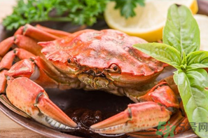 吃完螃蟹能吃西瓜嗎？吃完螃蟹多久可以吃西瓜？