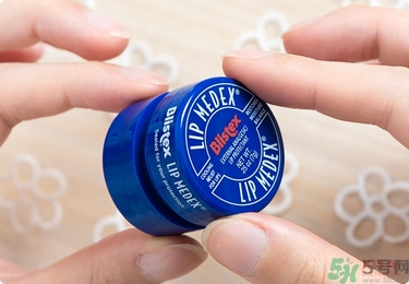 Blistex碧唇小藍(lán)罐好用嗎？怎么用？