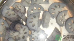 蓮藕變黑了還能吃嗎?蓮藕變黑了可以吃嗎? 蓮藕變黑了還能吃嗎?蓮藕變黑了可以吃嗎?