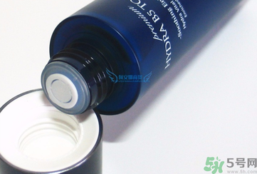 ahc水乳孕婦可以用嗎？ahc b5玻尿酸水乳適合孕婦嗎？