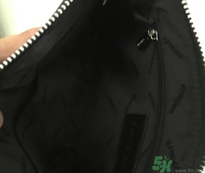 ulzzang牛仔布手拿包怎么樣?ulzzang牛仔布手拿包好看嗎? ulzzang牛仔布手拿包怎么樣?ulzzang牛仔布手拿包好看嗎?