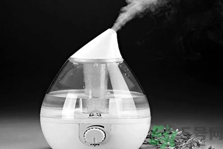 加濕器里可以加精油嗎？加濕器里可以加醋嗎？