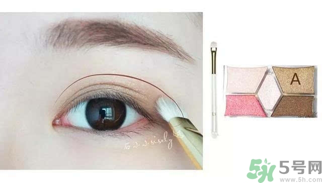 iu李智恩桃花妝怎么化？iu李智恩桃花妝怎么打造？