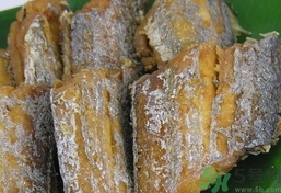 帶魚(yú)怎么去腥味?帶魚(yú)去腥味的方法 帶魚(yú)怎么去腥味?帶魚(yú)去腥味的方法