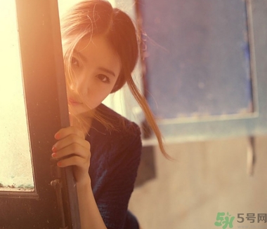 女性頭暈?zāi)垦Ｔ趺椿厥拢颗灶^暈?zāi)垦Ｔ趺崔k？