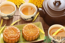 吃月餅可以和什么搭配？吃月餅搭配哪些食物最好？