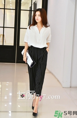 闊腿褲配什么鞋子好看？穿闊腿褲配什么鞋子？