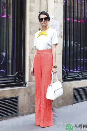 闊腿褲配什么鞋子好看？穿闊腿褲配什么鞋子？