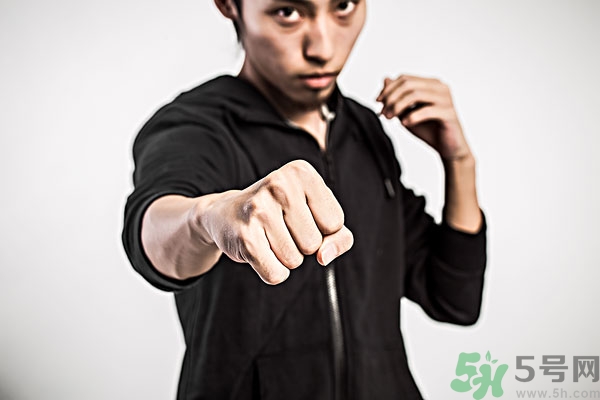 多吃堿性食物能讓酸性體質(zhì)改變嗎 多吃堿性食物能讓酸性體質(zhì)改變嗎