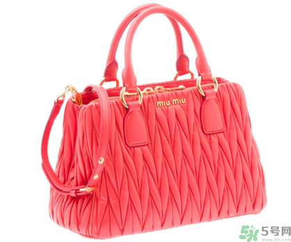 miumiu是哪個(gè)國(guó)家的牌子？miumiu是prada旗下的嗎？