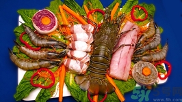 熟蝦放在冰箱里能放多長時間?熟蝦可以放多久 熟蝦放在冰箱里能放多長時間?熟蝦可以放多久