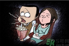 ?引起打嗝的原因是什么？寶寶打嗝不止怎么辦？