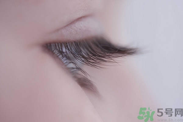 睫毛增長(zhǎng)液有副作用嗎?睫毛增長(zhǎng)液有什么危害? 睫毛增長(zhǎng)液有副作用嗎?睫毛增長(zhǎng)液有什么危害?