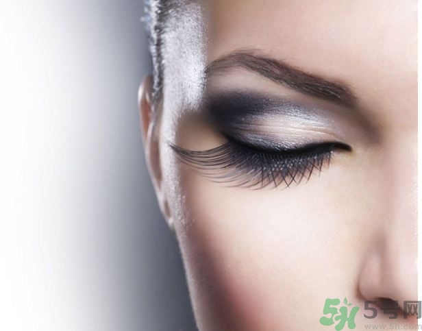 睫毛增長(zhǎng)液有副作用嗎?睫毛增長(zhǎng)液有什么危害? 睫毛增長(zhǎng)液有副作用嗎?睫毛增長(zhǎng)液有什么危害?