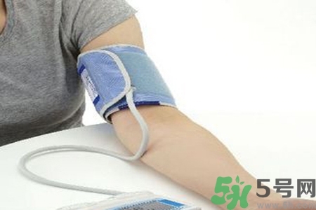 血壓低頭暈怎么辦？低血壓頭暈吃什么好？