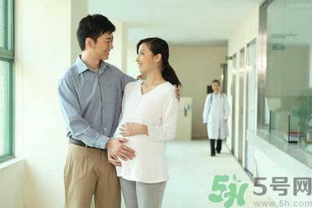 懷孕的時(shí)候會(huì)來(lái)月經(jīng)嗎？懷孕的時(shí)候來(lái)月經(jīng)了怎么辦？