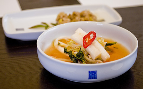 青團皮怎么做不硬 青團皮是用什么做的