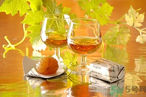 板栗和什么一起泡酒好？板栗泡酒的功效與作用有哪些？