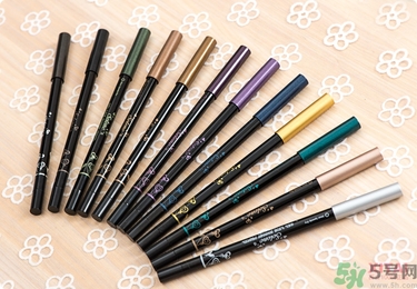 solone眼線筆怎么削？怎么推出來？