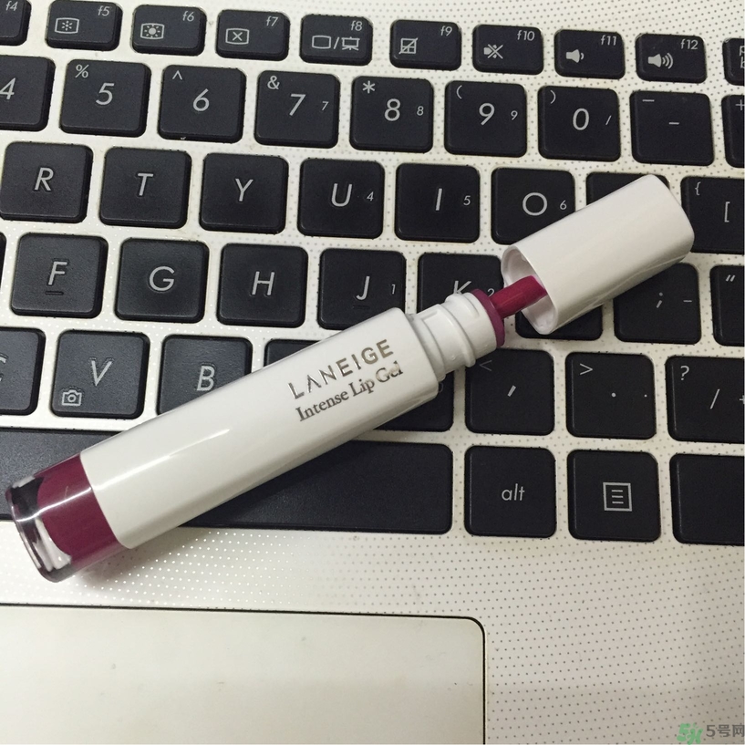 蘭芝漆光溢彩唇部啫喱多少錢?蘭芝漆光溢彩唇部啫喱價格 蘭芝漆光溢彩唇部啫喱多少錢?蘭芝漆光溢彩唇部啫喱價格