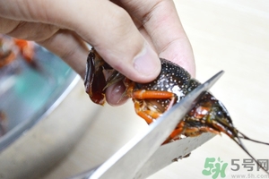 活蝦怎么處理干凈蝦線？活蝦怎么去蝦線？