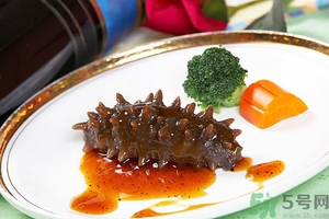 活海參和干海參哪個好？活海參好還是干海參好？