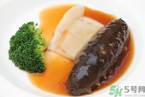 活海參和干海參哪個好？活海參好還是干海參好？