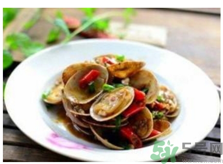 蛤蜊可以養(yǎng)幾天？買(mǎi)回來(lái)的蛤蜊可以放多久？