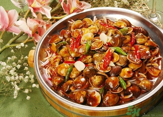 活蛤蜊可以帶上飛機(jī)嗎？活蛤蜊可以托運嗎？