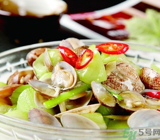 蛤蜊上面的黑色是什么？蛤蜊的黑點能吃嗎？