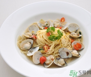 蛤蜊上面的黑色是什么？蛤蜊的黑點能吃嗎？