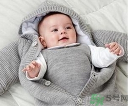 寶寶眨眼睛頻繁是怎么回事？頻繁眨眼睛是什么??？