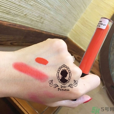 oura歐米拉4K唇釉多少錢？oura歐米拉4K唇釉價格