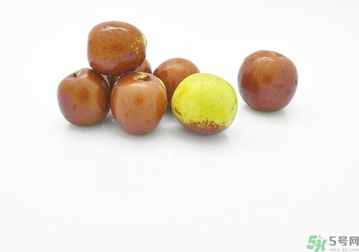 冬棗裂開是怎么回事?冬棗裂口還能吃嗎? 冬棗裂開是怎么回事?冬棗裂口還能吃嗎?