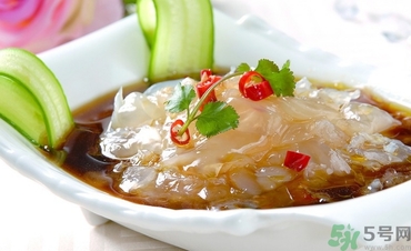 海蜇可以生吃嗎？海蜇可以炒著吃嗎？