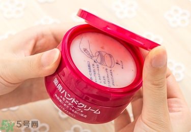 資生堂護(hù)手霜怎么樣？資生堂護(hù)手霜100g紅罐好用嗎？